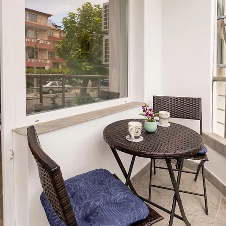 Daire Cozy Gem In The Heart Of