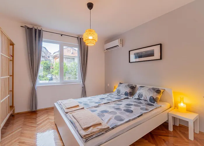 Cozy Gem In The Heart Of Apartment *